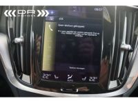 Volvo V60 B4 MOMENTUM GEARTRONIC - LEDER LED KEYLESS ENTRY MIRROR LINK - <small></small> 26.995 € <small>TTC</small> - #20