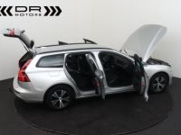 Volvo V60 D3 Kinetic - NAVIGATIE BLUETOOTH MIRROR LINK - <small></small> 18.495 € <small>TTC</small> - #10