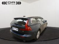 Volvo V60 D3 MOMENTUM - LEDER LED NAVI MIRRORLINK - <small></small> 27.495 € <small>TTC</small> - #3