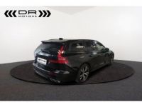 Volvo V60 D3 R DESIGN - LEDER LED MIRROR LINK - <small></small> 23.495 € <small>TTC</small> - #2