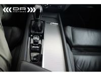 Volvo V60 D3 R DESIGN - LEDER LED MIRROR LINK - <small></small> 23.495 € <small>TTC</small> - #26