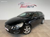 Volvo V60 D5 2.4 TDi GEARTRONIC 205cv-BVA-2011 - <small></small> 7.900 € <small>TTC</small> - #1