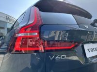 Volvo V60 T6 AWD Hybride Rechargeable 253 ch + 145 ch Geartronic 8 Plus Style Dark - <small></small> 58.900 € <small>TTC</small> - #3