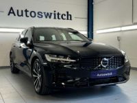 Volvo V60 T6 AWD Plug-in hybride Plus Dark - <small></small> 46.900 € <small>TTC</small> - #1