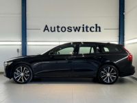 Volvo V60 T6 AWD Plug-in hybride Plus Dark - <small></small> 46.900 € <small>TTC</small> - #3