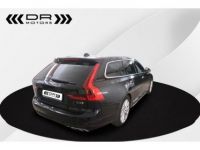 Volvo V90 D3 GEARTRONIC INSCRIPTION - LEDER LED NAVI PANODAK CARPLAY 57.891km!! - <small></small> 27.995 € <small>TTC</small> - #4