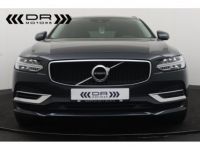 Volvo V90 T8 PLUG-IN - 46gr CO2 MOMENTUM LEDER NAVI - <small></small> 27.995 € <small>TTC</small> - #4