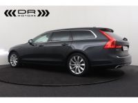 Volvo V90 T8 PLUG-IN - 46gr CO2 MOMENTUM LEDER NAVI - <small></small> 27.995 € <small>TTC</small> - #5