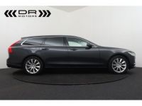 Volvo V90 T8 PLUG-IN - 46gr CO2 MOMENTUM LEDER NAVI - <small></small> 27.995 € <small>TTC</small> - #8