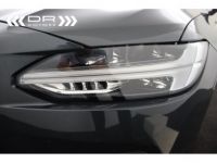 Volvo V90 T8 PLUG-IN - 46gr CO2 MOMENTUM LEDER NAVI - <small></small> 27.995 € <small>TTC</small> - #46