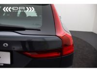 Volvo V90 T8 PLUG-IN - 46gr CO2 MOMENTUM LEDER NAVI - <small></small> 27.995 € <small>TTC</small> - #47