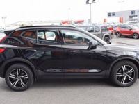 Volvo XC40 B4 197CH R-DESIGN DCT 7 - <small></small> 36.880 € <small>TTC</small> - #4