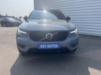 Volvo XC40 T2 129ch R-Design Geartronic 8 - <small></small> 24.690 € <small>TTC</small> - #1