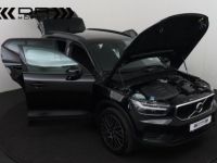 Volvo XC40 T2 MOMENTUM CORE - BLUETOOTH DAB - <small></small> 25.995 € <small>TTC</small> - #11