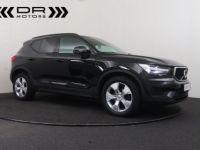 Volvo XC40 T2 MOMENTUM CORE - NAVI DAB - <small></small> 21.995 € <small>TTC</small> - #2