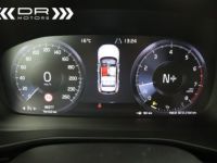 Volvo XC40 T3 MOMENTUM CORE - HARMAN KARDON MIRROR LINK NAVI LED - <small></small> 22.495 € <small>TTC</small> - #32