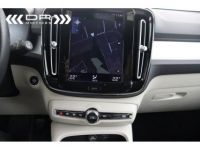 Volvo XC40 T5 RECHARGE Twin Engine - MOMENTUM PRO NAVI LED LEDER - <small></small> 28.995 € <small>TTC</small> - #17