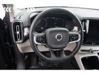 Volvo XC40 T5 RECHARGE Twin Engine - MOMENTUM PRO NAVI LED LEDER - <small></small> 28.995 € <small>TTC</small> - #28