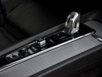 Volvo XC60 2.0 T8 TE AWD PHEV R-Design Gear - PANO DAK - CAMERA - - <small></small> 36.500 € <small>TTC</small> - #18