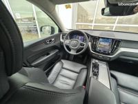 Volvo XC60 B4 197 ch Geartronic 8 Plus Style Dark - <small></small> 40.490 € <small>TTC</small> - #17