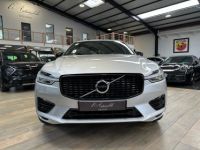 Volvo XC60 T8 Recharge R-Design 303 ch + 87 AWD Geartronic 8 / Attelage / Toit Ouvrant / Hifi HK - <small></small> 37.490 € <small>TTC</small> - #2