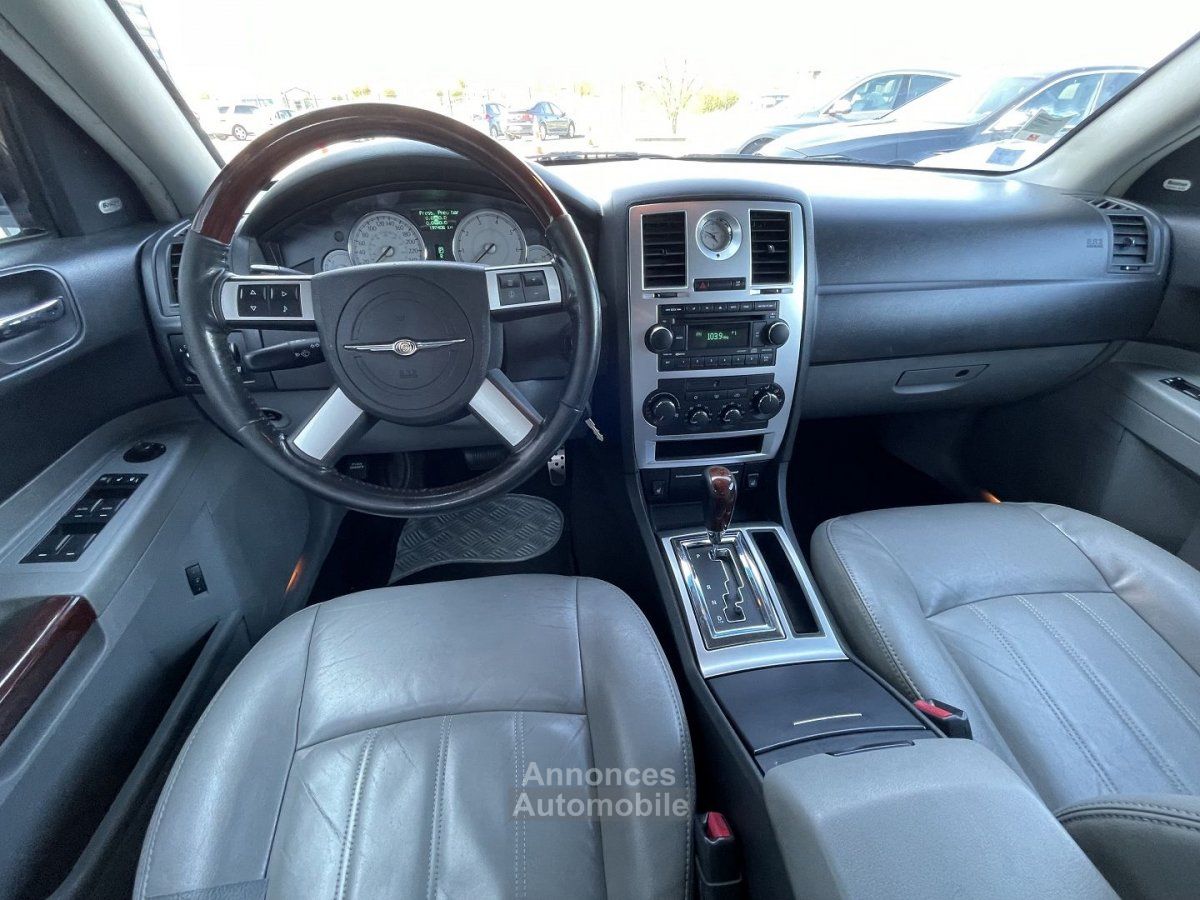 Chrysler 300C 3.0 V6 CRD BA occasion en Vente à Auneau, (28) Eure