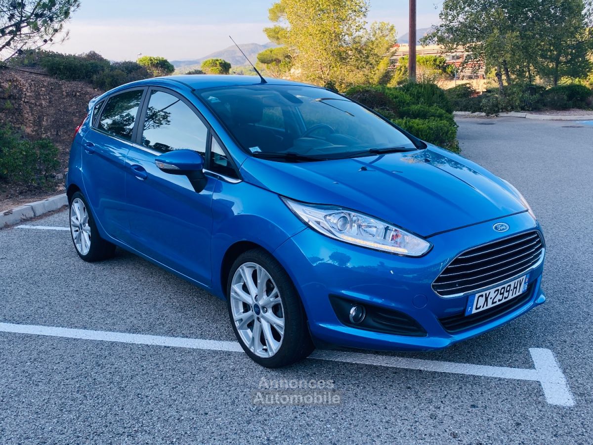 Autoradio d'origine FORD FIESTA 5 PHASE 2 Diesel occasion