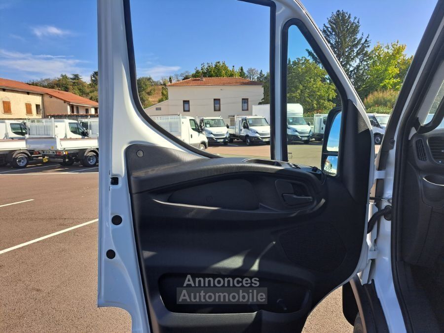Renault master plateau neuf proche de Lyon - concessionnaire de vente de  véhicules neufs toutes marques à Chanas 38 - CHANAS AUTO