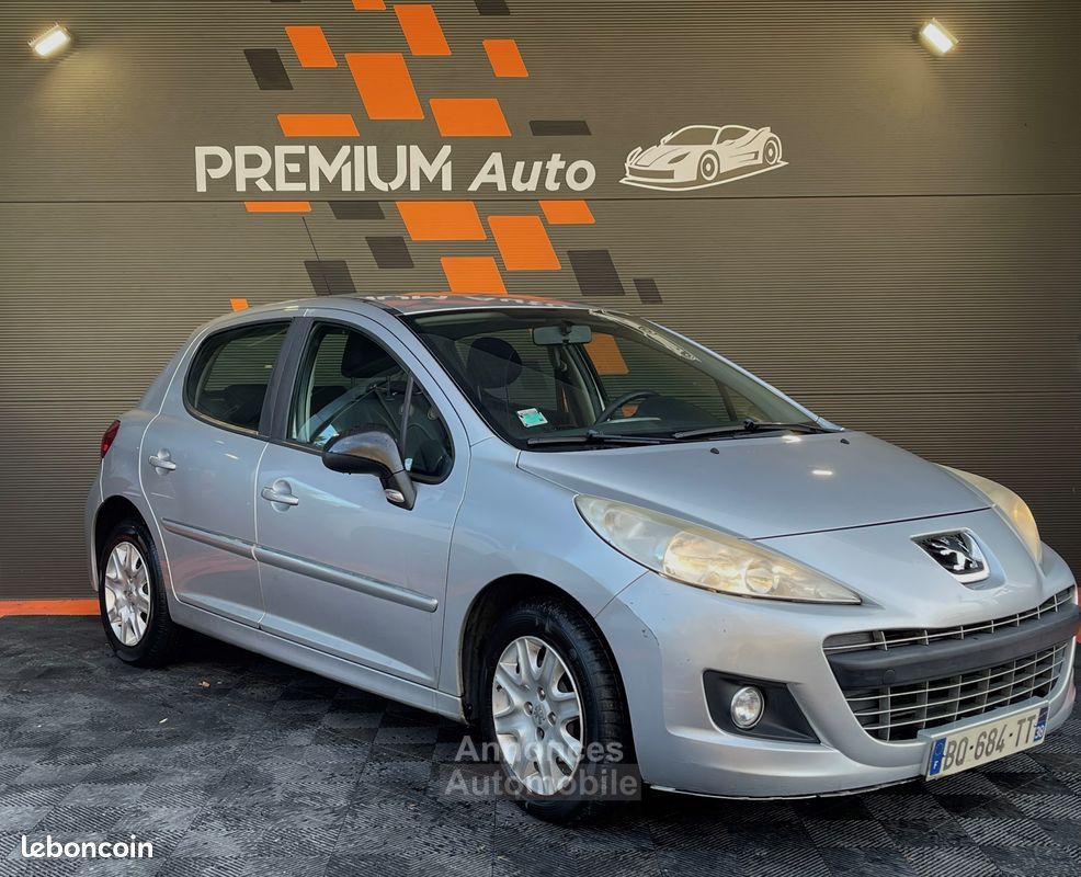 Fiche Technique Peugeot 207 1.6 HDi 99 G ( portes - 18 500 €)