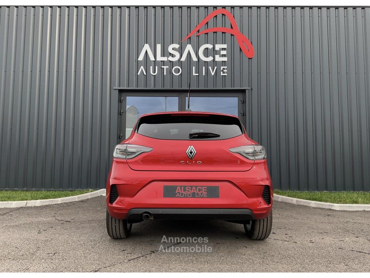 Renault Clio 1.0 Tce 90CH V Evolution 2024 - 250? / MOIS neuf ...