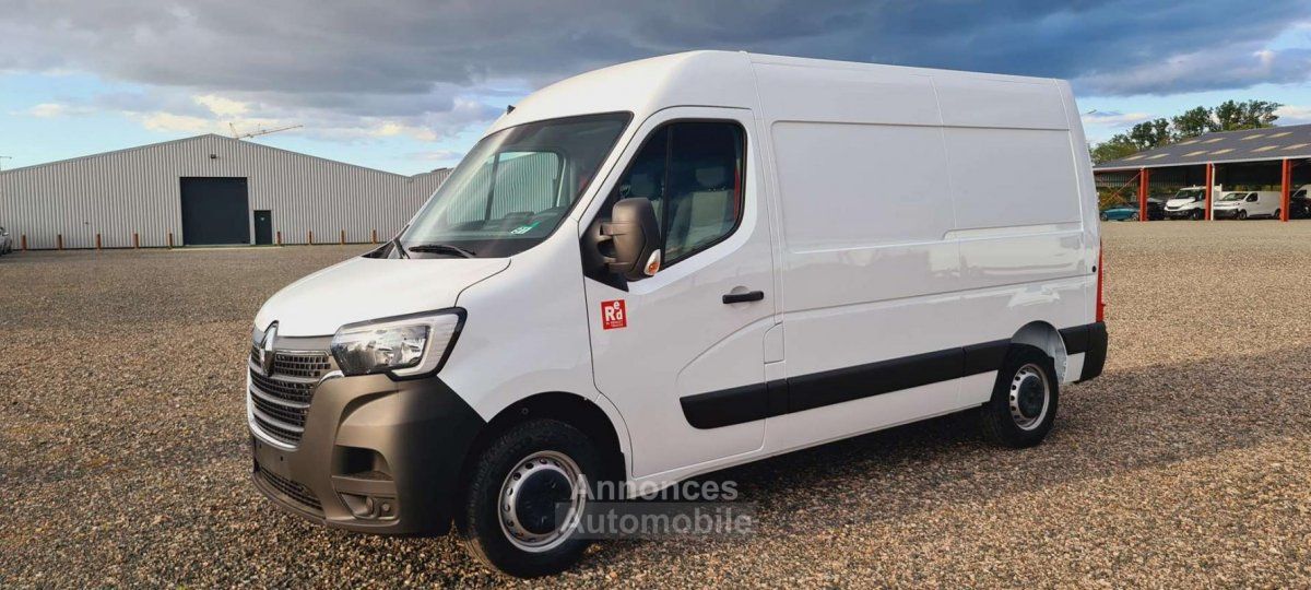 Buy Renault MASTER III ph 2 Fourgon L2H2 F3500 traction closed box