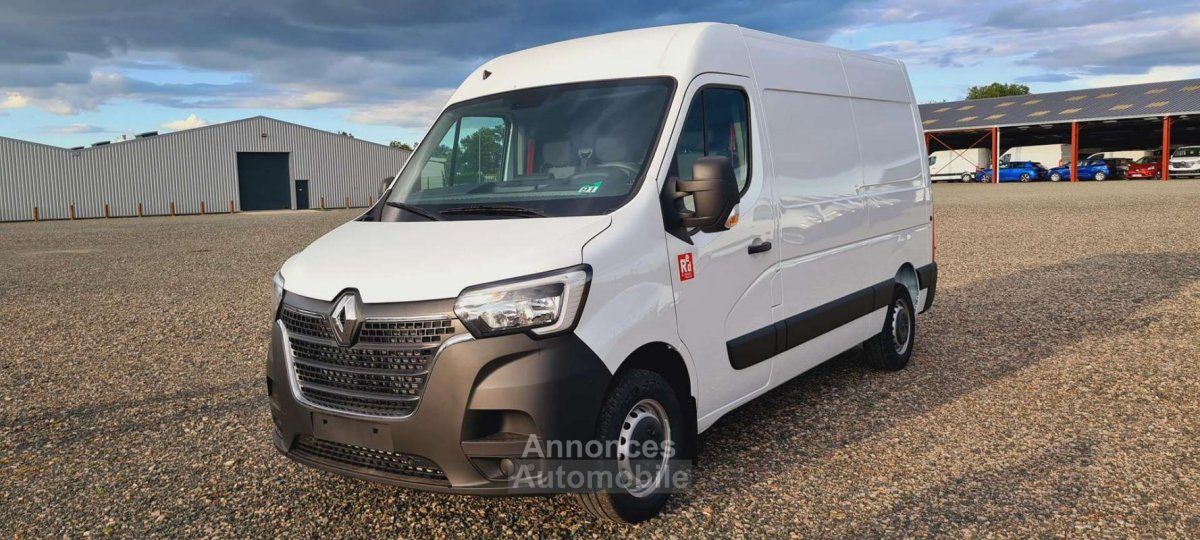 Buy Renault MASTER III ph 2 Fourgon L2H2 F3500 traction closed box