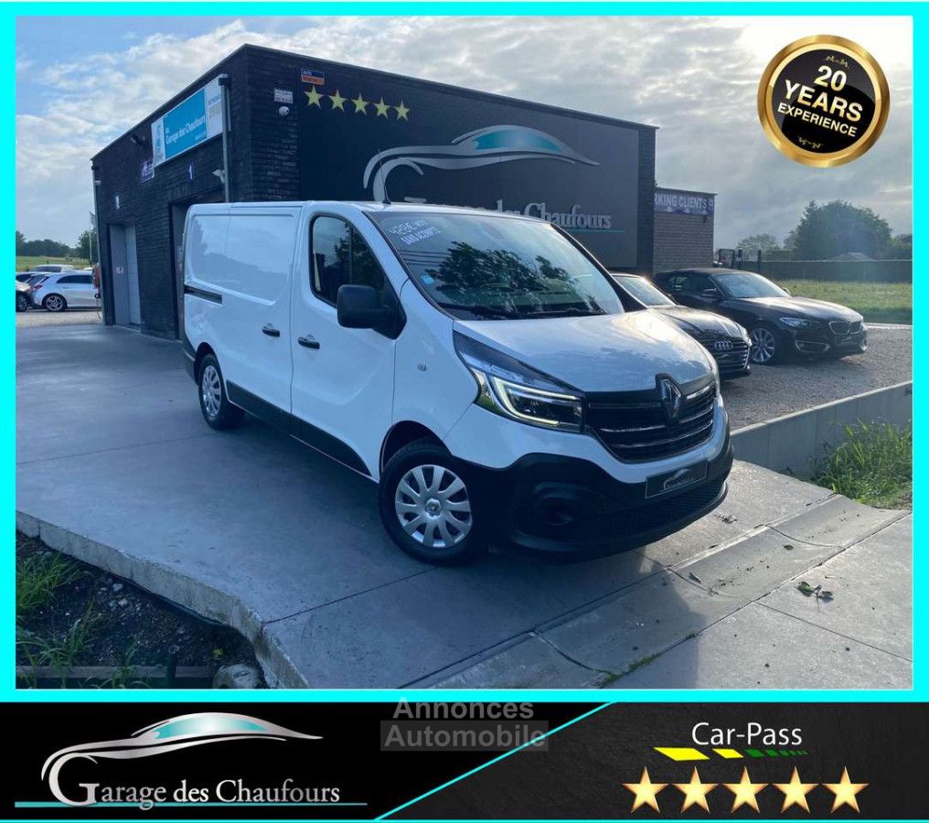 RENAULT TRAFIC 2.0 DCI - Camionette