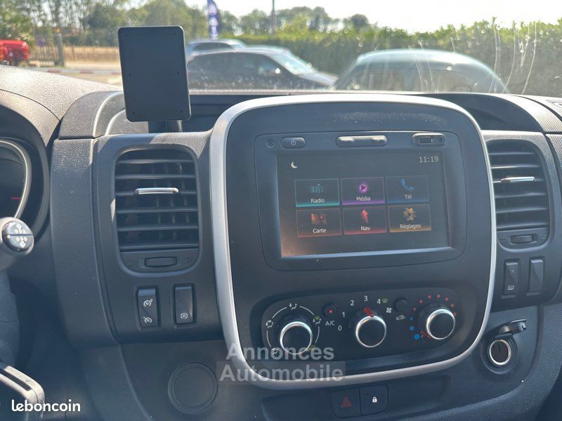 housses renault trafic cabine approfondie 6 places.
