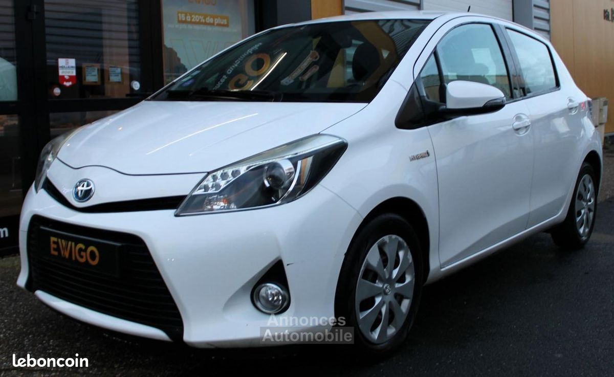 TOYOTA YARIS DYNAMIC OCCASION - EWIGO