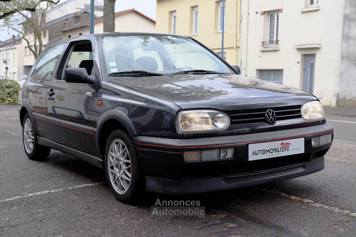 Volkswagen Golf III GTI 2.0 i 115 BVM5 (Toit Ouvrant, BBS, Bluetooth)  occasion essence - Heillecourt, (54) Meurthe-et-Moselle - #5155079