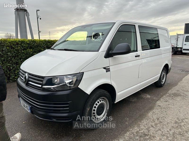 Volkswagen transporter cabine approfondie - Voitures