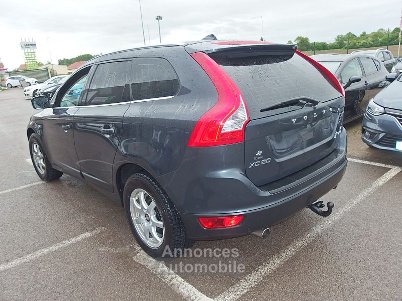 Volvo XC60 D5 AWD 205CH FAP XENIUM GEARTRONIC Occasion à
