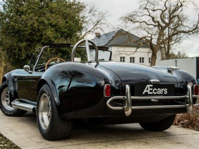 AC Cobra SUPERFORMANCE III 427 700 HP V8 4 SPEED  - 3