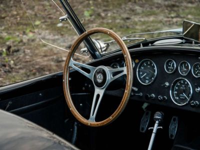 AC Cobra SUPERFORMANCE III 427 700 HP V8 4 SPEED  - 22