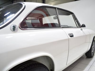 Alfa Romeo 2000 Coupé GT Veloce - <small></small> 47.900 € <small>TTC</small> - #20