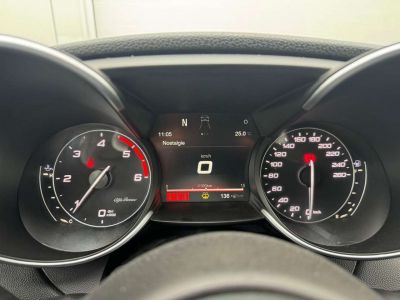 Alfa Romeo Giulia 2.2 JTDm Super-GPS-CUIR-CAMERA-GARANTIE.12.MOIS-  - 13