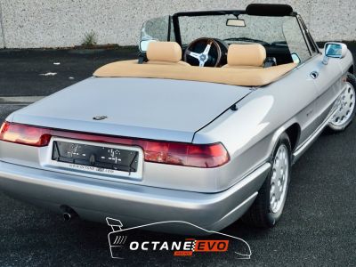 Alfa Romeo Spider série 4  - 13