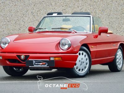 Alfa Romeo Spider série 4  - 1