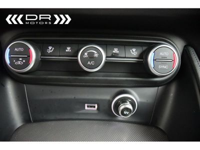 Alfa Romeo Stelvio 2.2JTD Q4 AWD Aut. SPRINT - NAVI LEDER LED  - 27