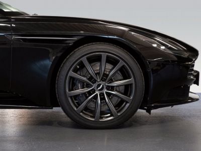Aston Martin DB11 VOLANTE 4.0 BITURBO V8 01/2021 - <small></small> 249.900 € <small>TTC</small> - #21