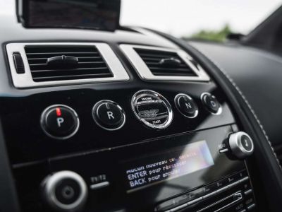 Aston Martin DBS Quantum Silver Carbon  - 17