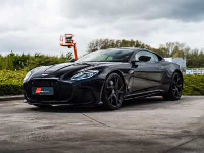 Aston Martin DBS Superleggera Onyx Black Carbon 360°  - 3