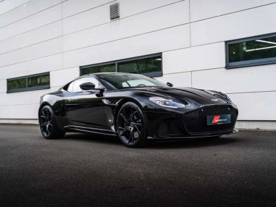 Aston Martin DBS Superleggera Onyx Black Carbon 360°  - 13