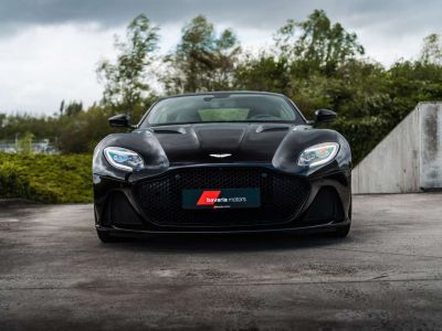 Aston Martin DBS Superleggera Onyx Black Carbon 360°  - 3